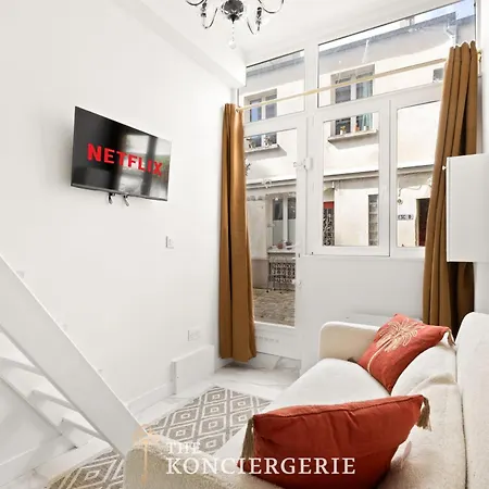 Apartment Cosy Avec Mezzanine Paris